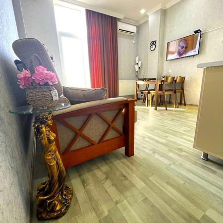 Kate'S Cozy Apartment كوتايسي المظهر الخارجي الصورة
