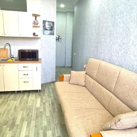 Kate'S Cozy Apartment كوتايسي المظهر الخارجي الصورة