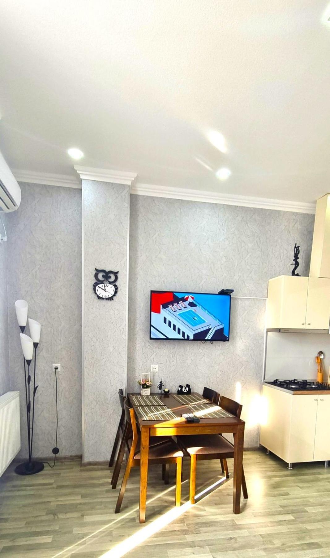 Kate'S Cozy Apartment كوتايسي المظهر الخارجي الصورة